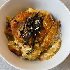 A picture of Chicken Katsu Bowl.
