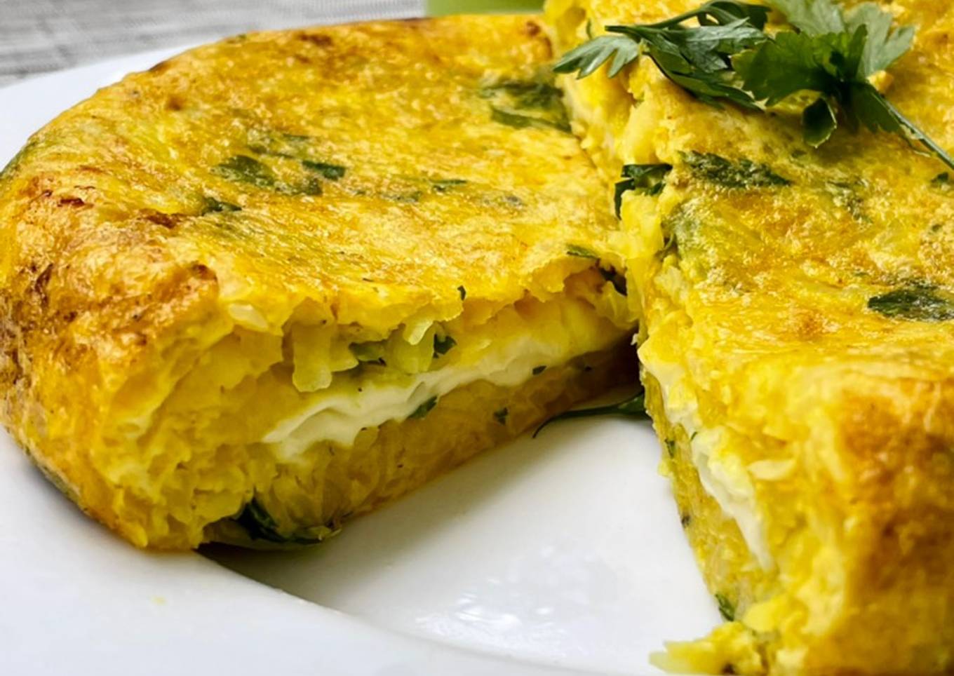 Tortilla de patatas con queso 🍳🧀