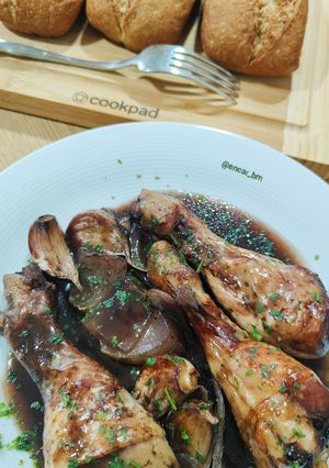 Una foto de Jamoncitos de pollo al kalimotxo