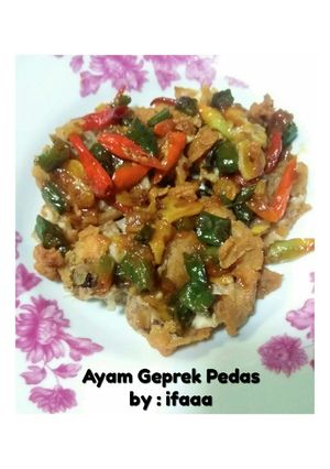 Foto resep Ayam Geprek Pedas