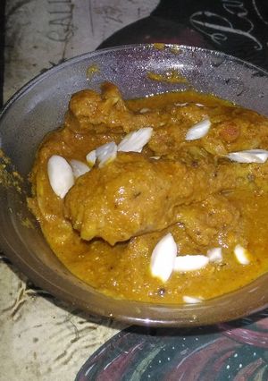 A picture of Murgh badami.