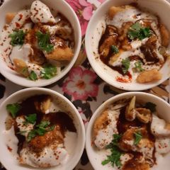 A picture of Mathri Aloo Chaat.