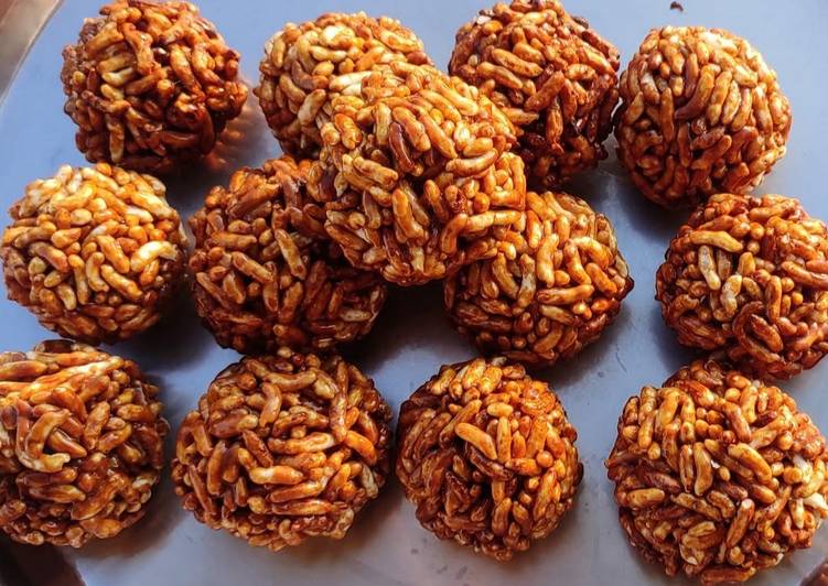 Recipe of Speedy Puffed rice ball/ pori urundai