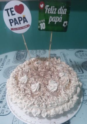 Una foto de Torta helada! feliz día papa!!
