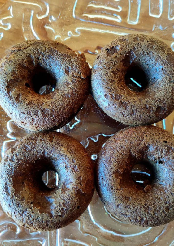 Una foto de Donuts de chocolate 🍩