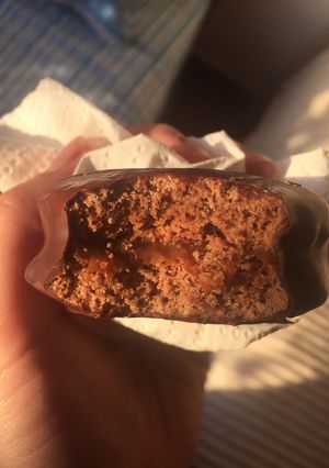 Una foto de Alfajores de chocolate  (MARPLATENSE)