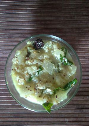 A picture of White pumpkin curry.