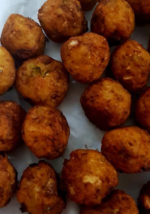 કોબી પોવા ના ફલાફલ (Kobi Poha Falafal Recipe In Gujarati) રેસીપી મુખ્ય ફોટો