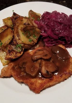 A picture of Jager-Schnitzel.