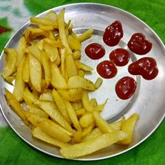 A picture of French fries 😘.