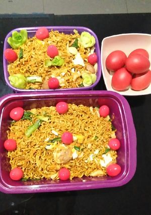Foto resep Mie Panjang Umur & telur merah