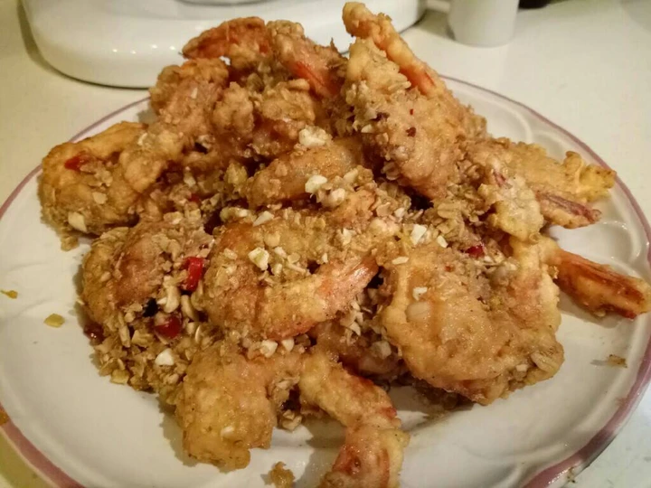 Cara Mudah Membikin Resep Udang goreng telur asin yang Uenak Anti Ribet, Lezat Sekali