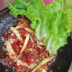 A picture of Sambal Mangga.