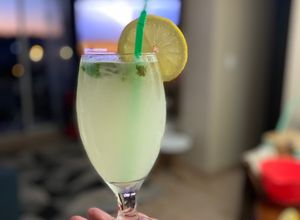 Una foto de Ron Bacardi Manzana