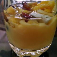 A picture of Fruit Custard.