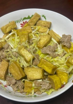 รูปของ ผัดกุยช่ายขาวเต้าหู้หมูสับ