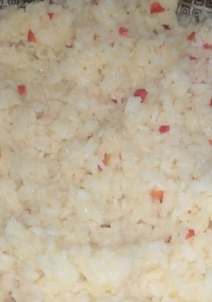 Una foto de Arroz sofrito (Receta de mamá 💜)