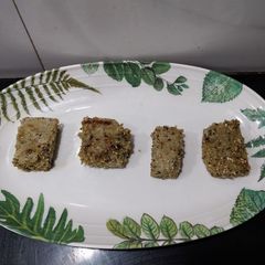 A picture of Moong and Urad Dal dhokla.