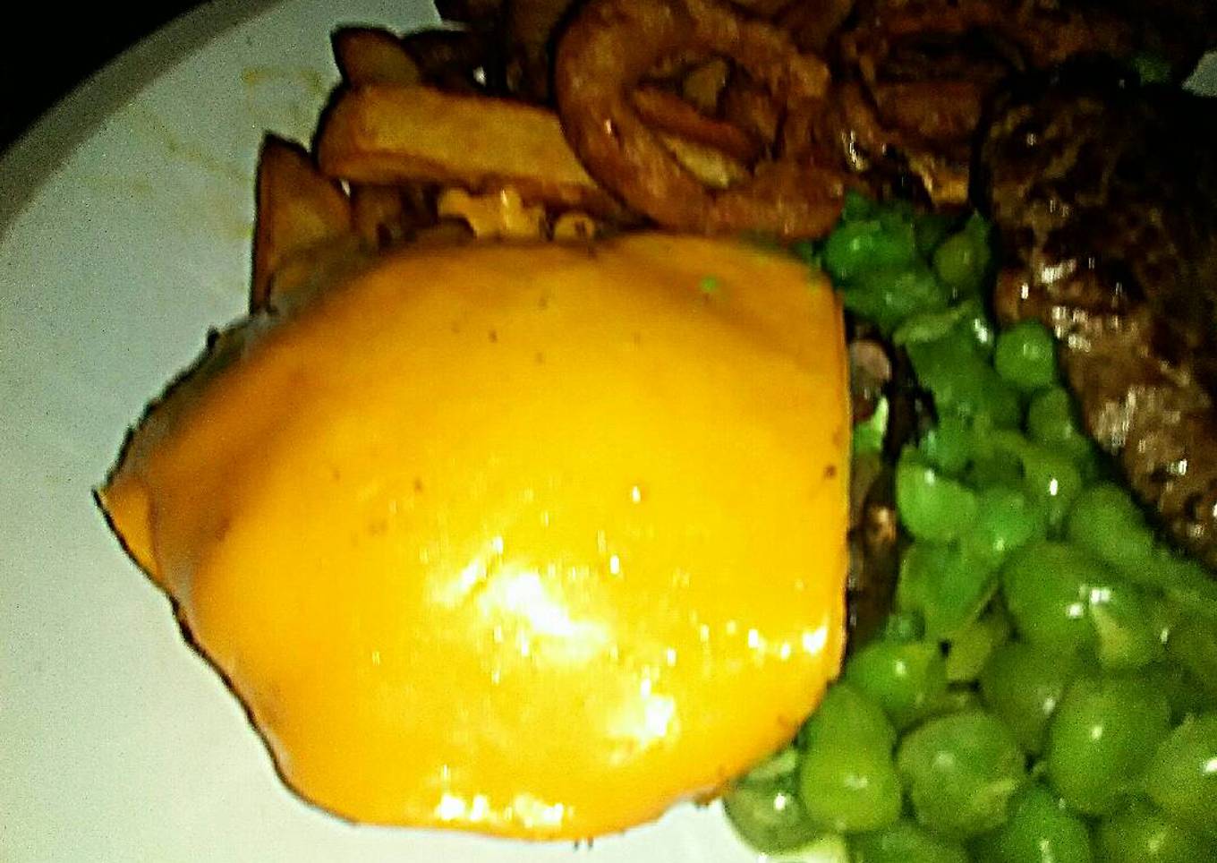 Tex's Stuffed Mushroom 🍄🧀🐷🍲