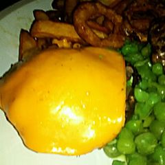 A picture of Tex's Stuffed Mushroom 🍄🧀🐷🍲.