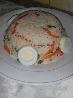 Farar shinkafa ainihin hoton girkin