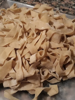 Una foto de Fideos caseros al huevo
