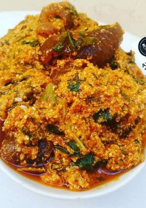 A picture of Egusi soup.