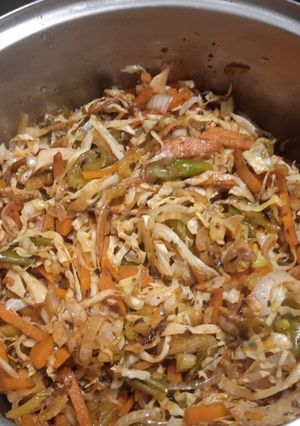 Una foto de "Verduras Salteadas: Rápidas, Saludables y Llenas de Sabor"