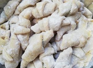O poză a rețetei Cornulețe cu rahat.