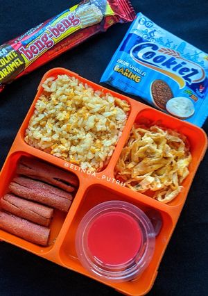 Foto resep Bekal anak sekolah (nasi goreng+ telur+ sosis +agar agar)