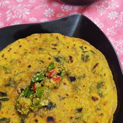 A picture of Jain methi thepla.