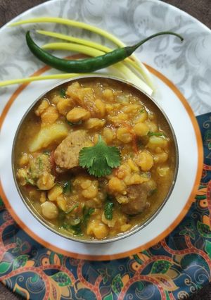 A picture of Chana Dal Curry.