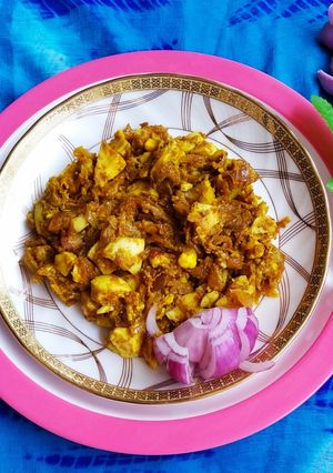 बाइल-अंडा फ्राय रेसिपी चे मुख्य फोटो 