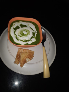 पालक सूप (palak Soup recipe in Hindi) रेसिपी मुख्य फोटो