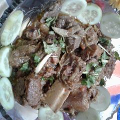 A picture of Namkeen ghosht.