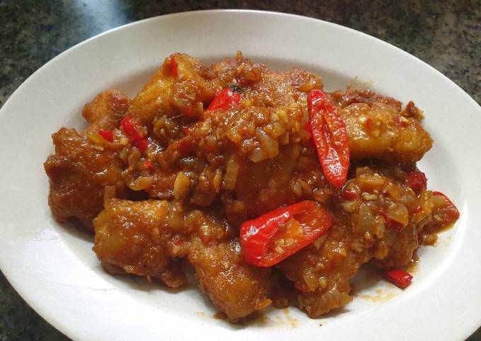 Ikan dory saus xo