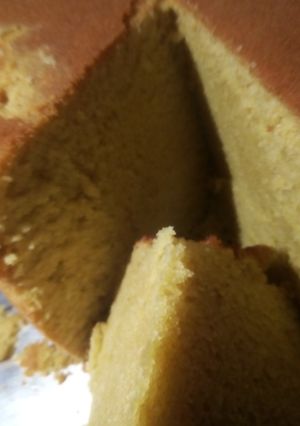 A picture of Lemon Cake.