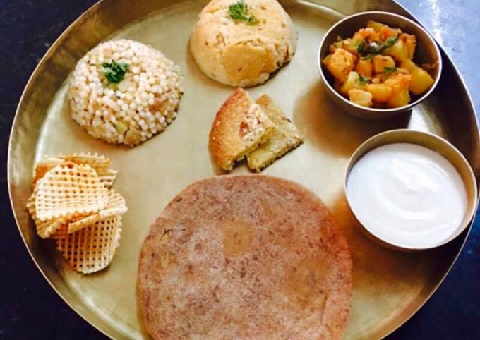 Step-by-Step Guide to Prepare Ultimate Upvas ki thali