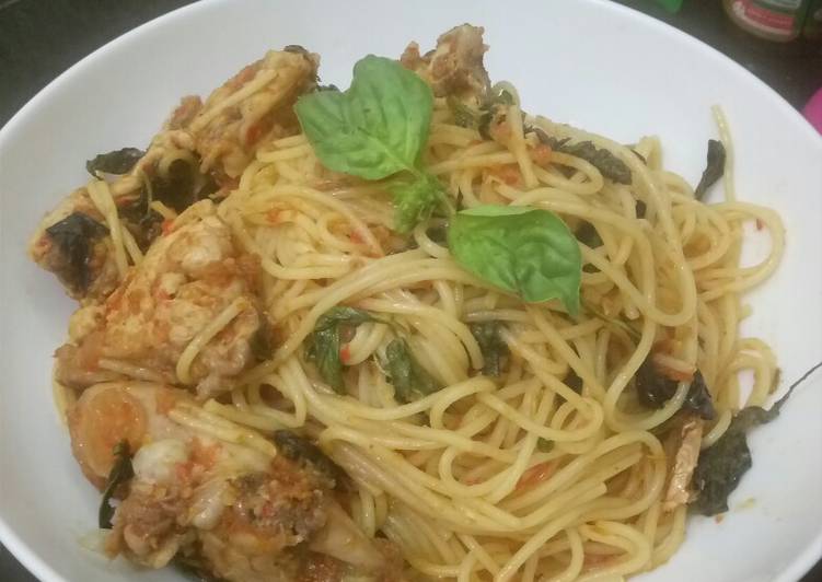 Spatula rica (spaghetti tulang bumbu rica)