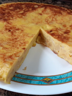 Una foto de Tortilla de patatas y puerro