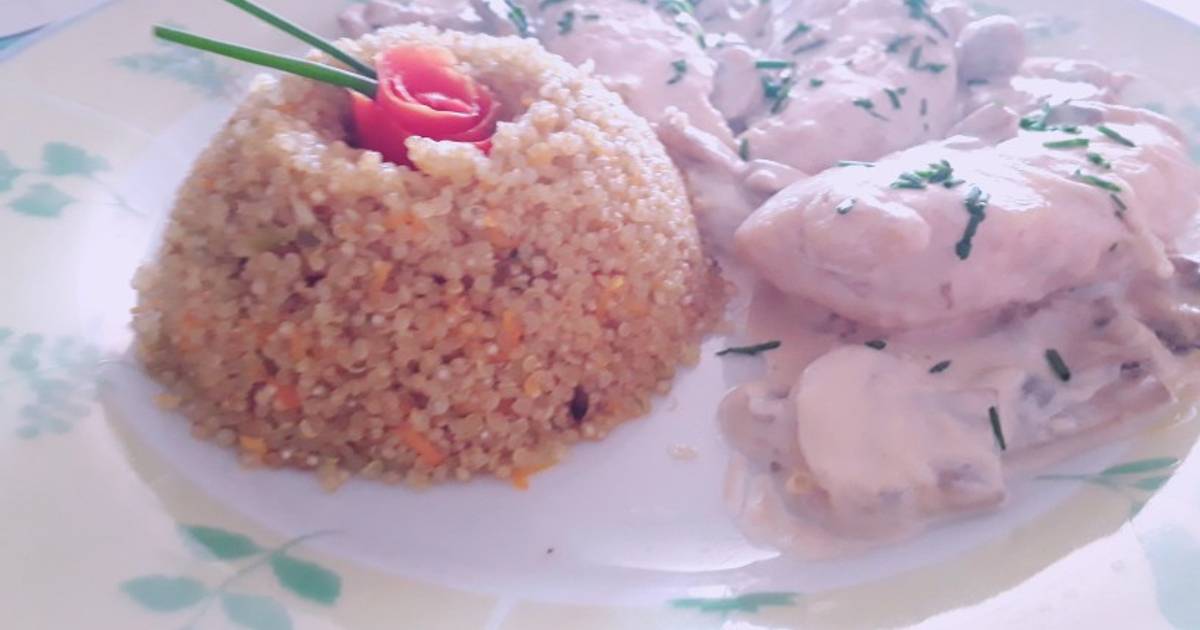 Filetillos de pollo con crema de champiñones y Quinoa Receta de Isa- Cookpad