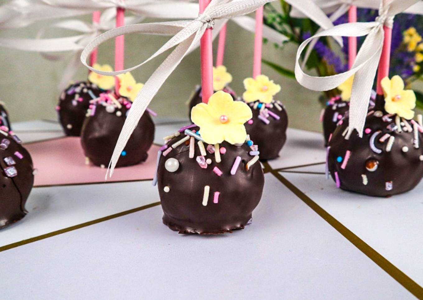 Resep Pop Cake Cokelat Springkle Enak dan Menarik