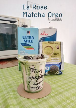 Foto resep Es Rose Matcha Oreo