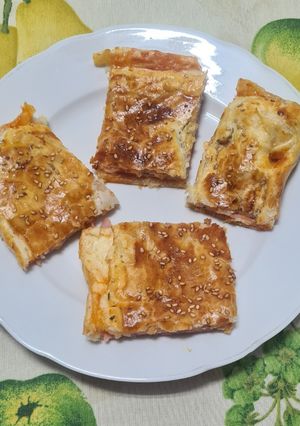 Una foto de 177. Hojaldre de Jamón y Queso