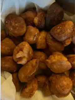 Una foto de Buñuelos de banana y avena sin huevo