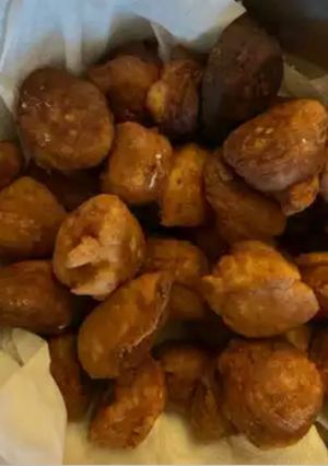 Una foto de Buñuelos de banana y avena sin huevo