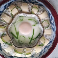 A picture of Steam Egg tofu and mince fish.