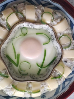 A picture of Steam Egg tofu and mince fish.