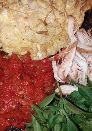 Foto resep Telur,ayam suir sambel tomat segerrr