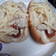 A picture of White Chilidogs.